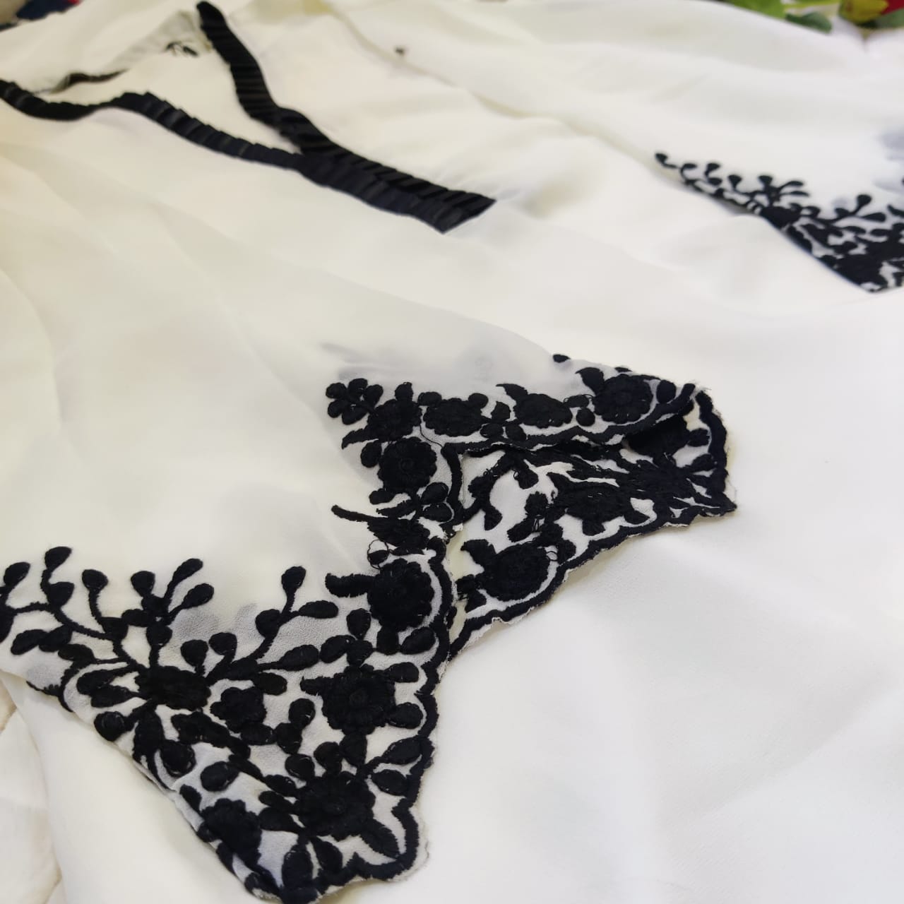 The Signature Fit - White Embroidered Georgette Pakistani Suit Set
