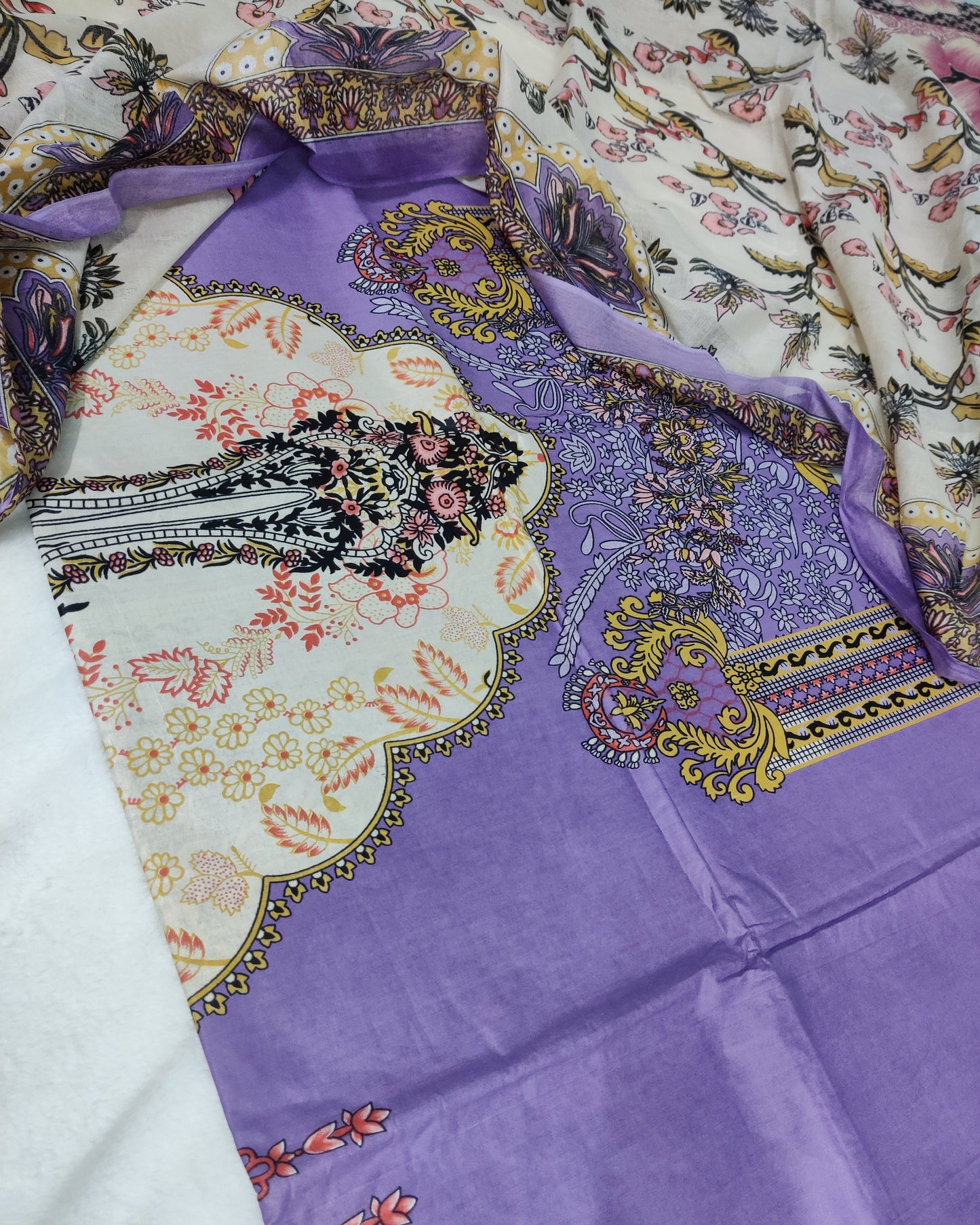 Inaya Pakistani Set 01