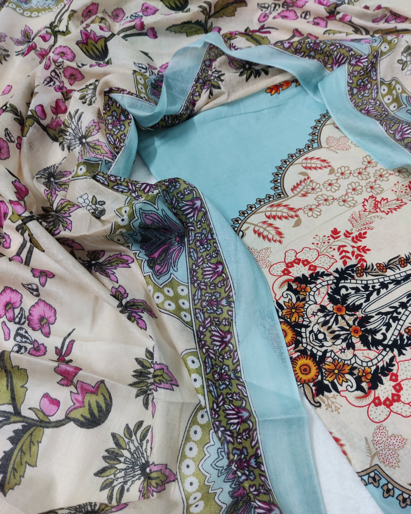 Inaya Pakistani Set-03