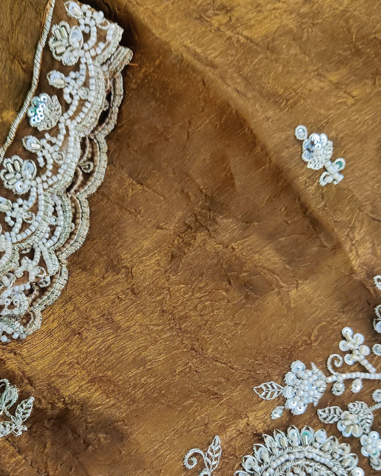 Zareen Soft Fendi Silk- Set 04