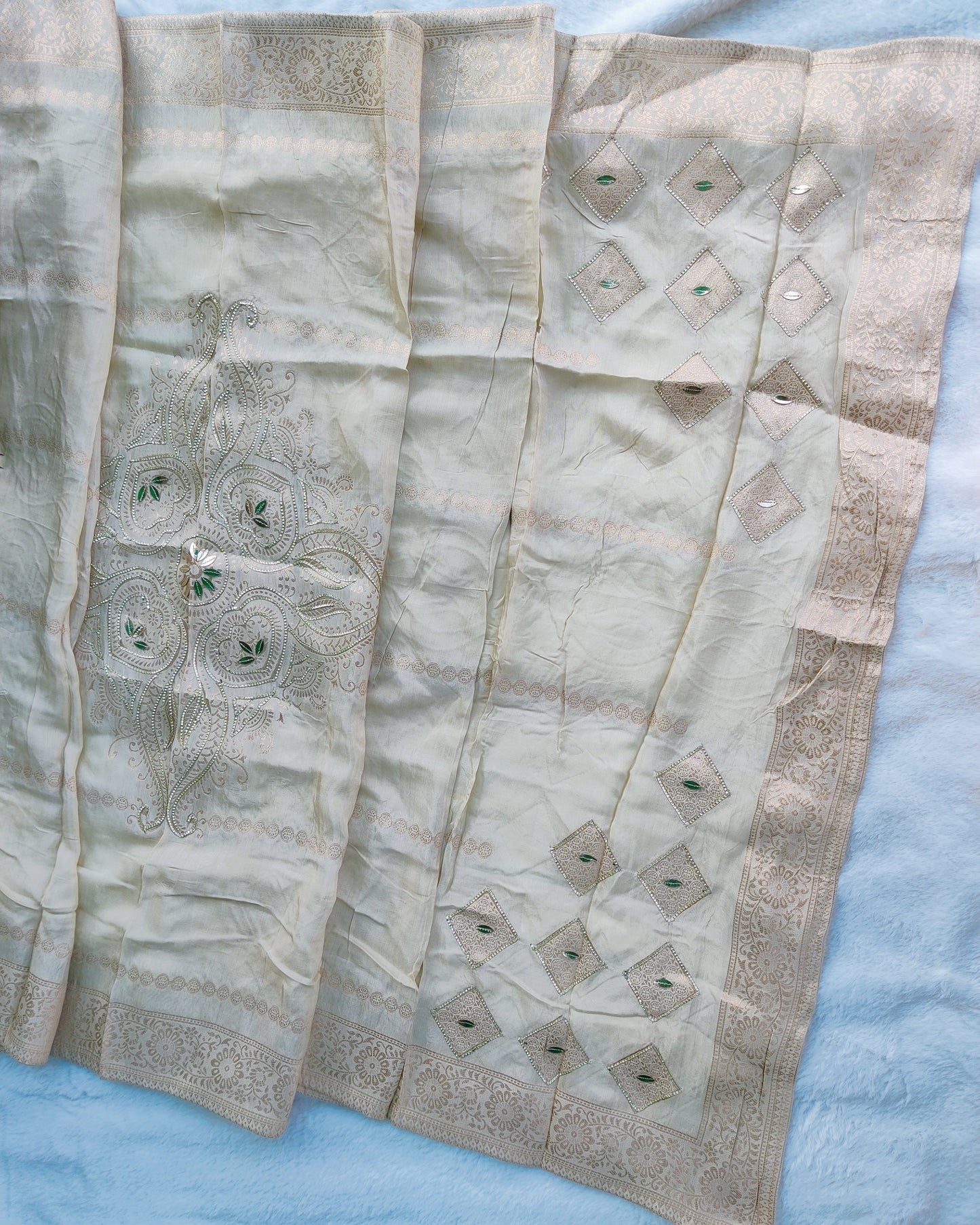 Mishaal Ivory Luxe Suit Set