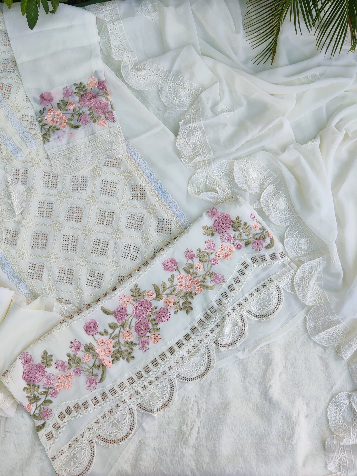 Zehen PInk Petals Suit Set-01