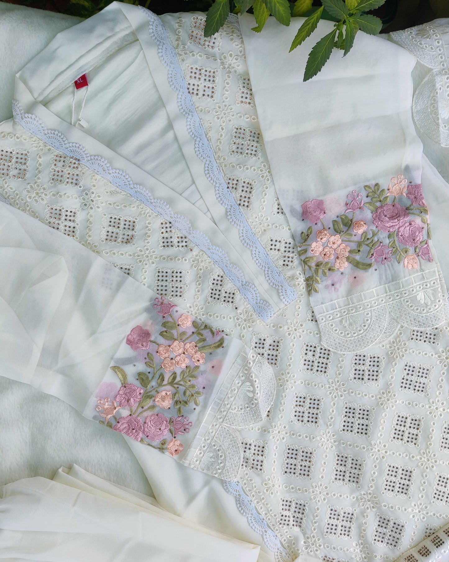 Zehen PInk Petals Suit Set-01