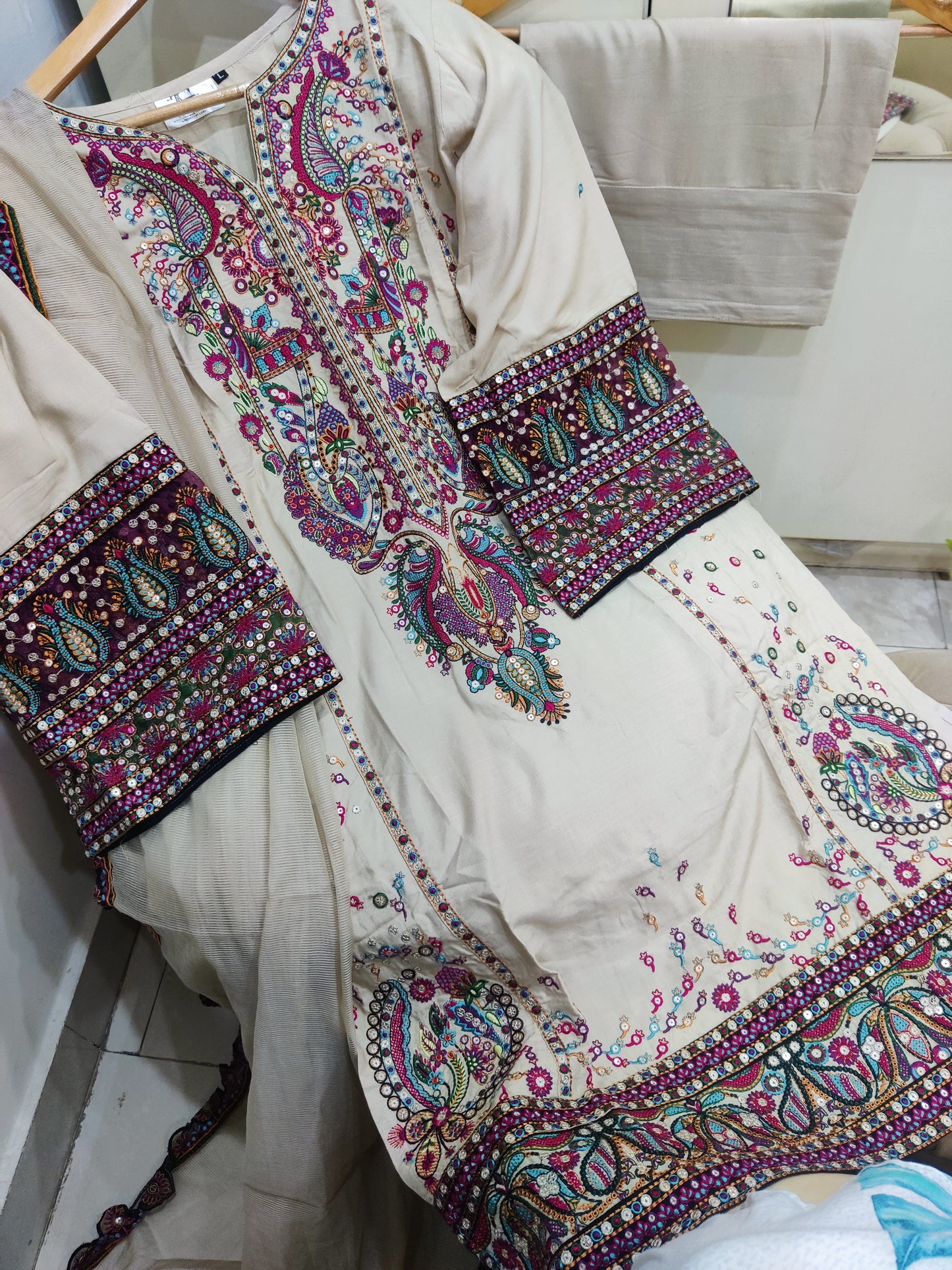 Zara Shahjahan Farshi Shalwar Suit set- Beige